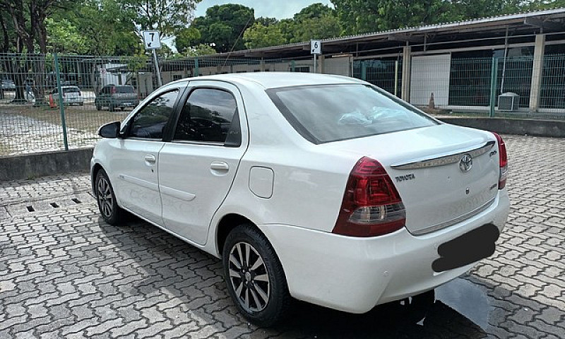 Etios Platinum 2015 ...