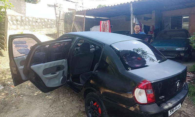 Renault Clio Privile...