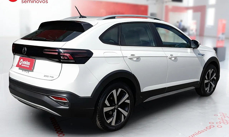 Volkswagen Nivus Hig...