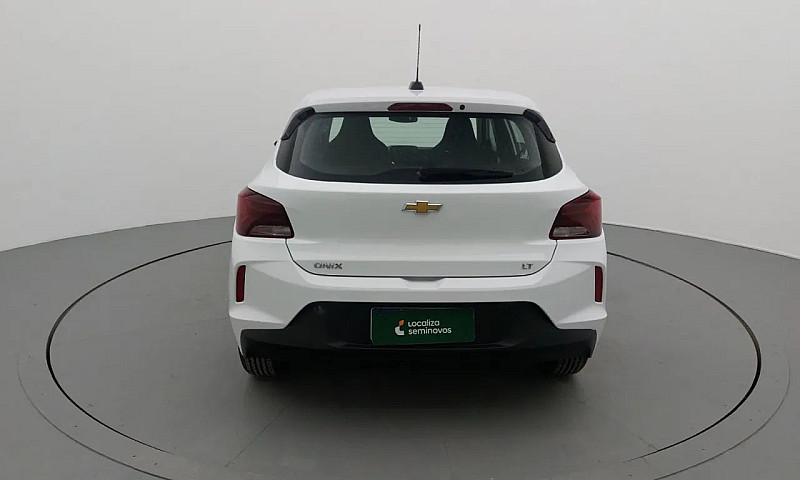 Chevrolet Onix Hatch...