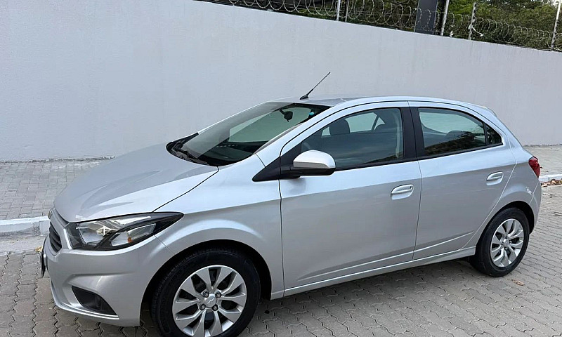 Chevrolet Onix Hatch...