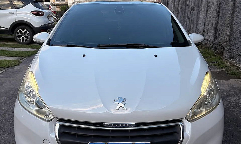 Peugeot 208 Griffe 1...