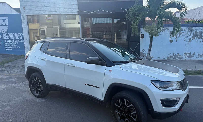 Jeep Compass Trailha...