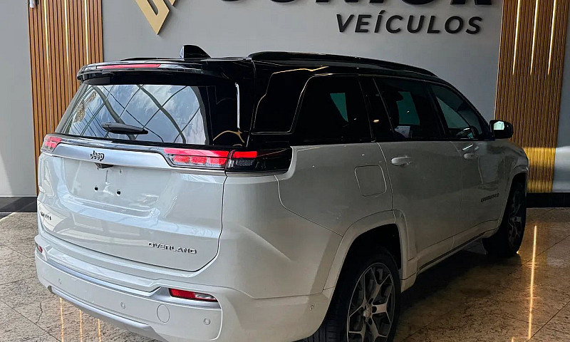 Jeep Commander Overl...