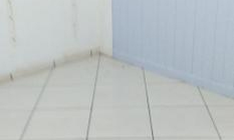 Aluga- Se Uma Casa...