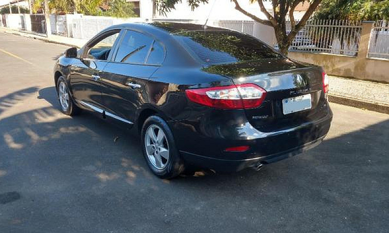 Renault Fluence 2.0 ...