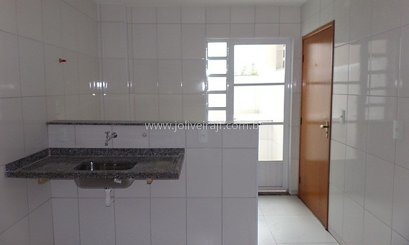 J8 2215 Apartamento ...