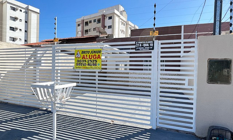 Alugo Ótima Casa De ...