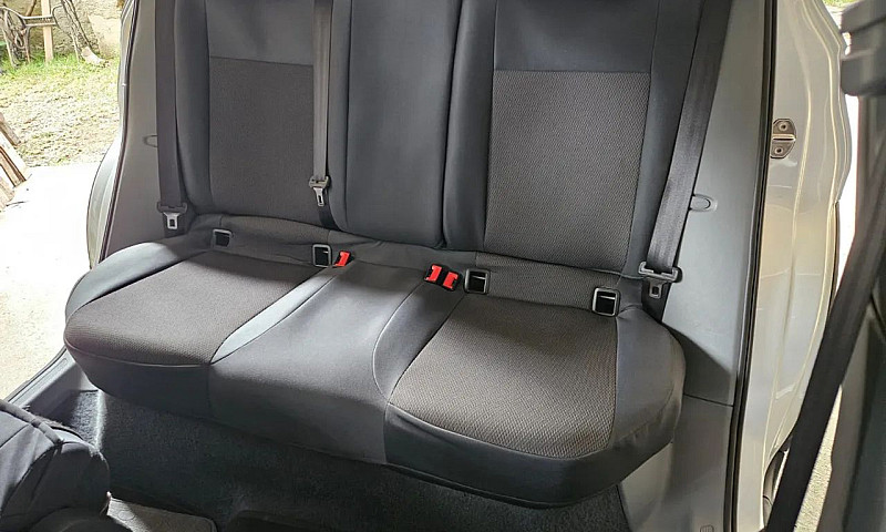 Volkswagen T-Cross S...