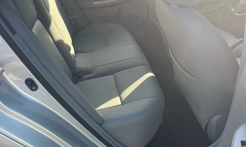 Toyota Corolla Xei 1...