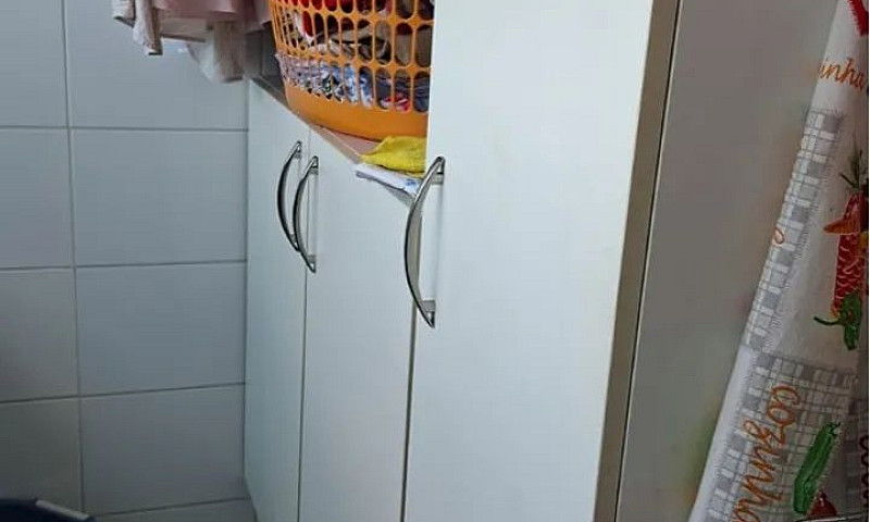 Vende-Se Um Apartame...