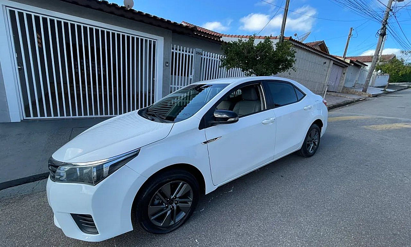 Toyota Corolla Gli 1...
