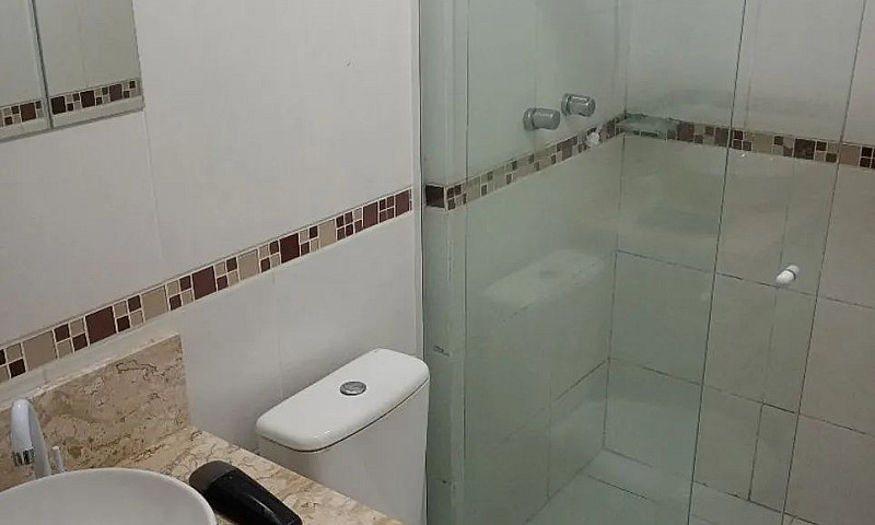 Apto 2 Quartos Com M...