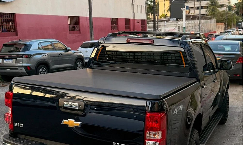 Chevrolet S10 Pick-U...