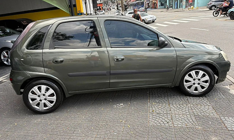 Chevrolet Corsa Hat....