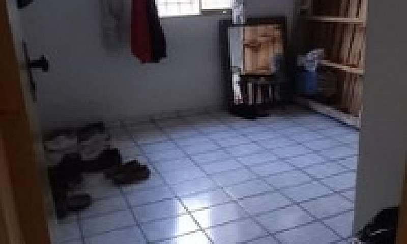 Casa Com 3 Dormitóri...