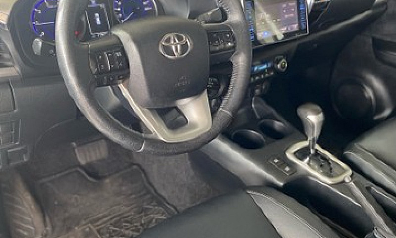 Toyota Hilux Srx Mui...