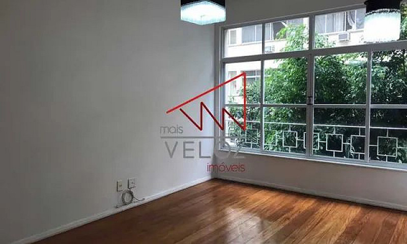 Apartamento-À Venda-...