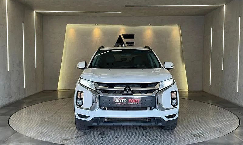 Mitsubishi Outlander...