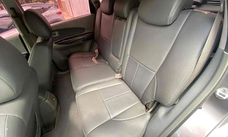 Hyundai Tucson 2.0 1...