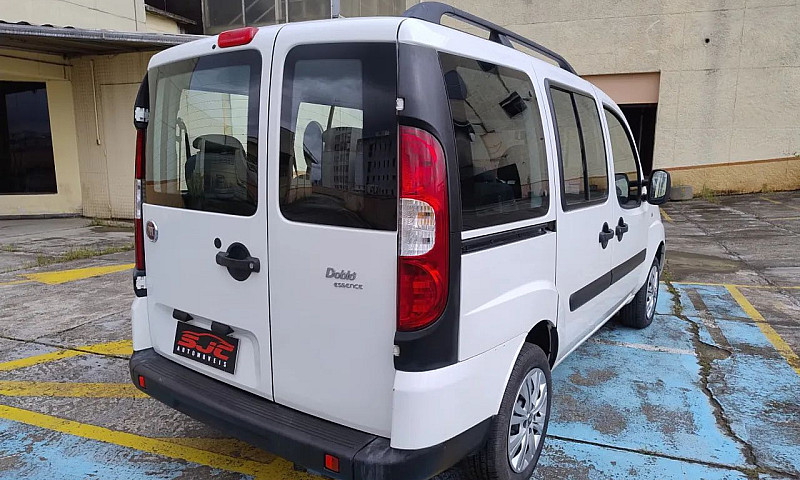 Fiat Doblo Essence 1...