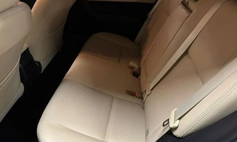 Toyota Corolla Altis...