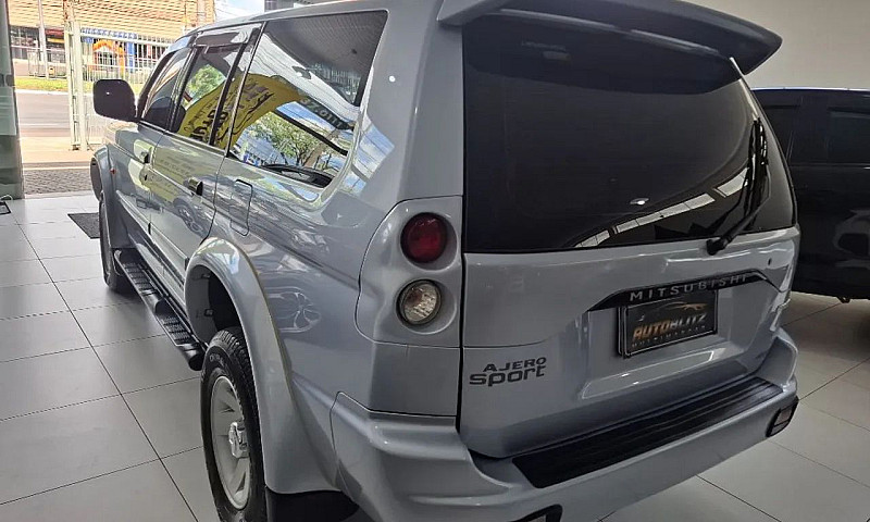 Mitsubishi Pajero Sp...
