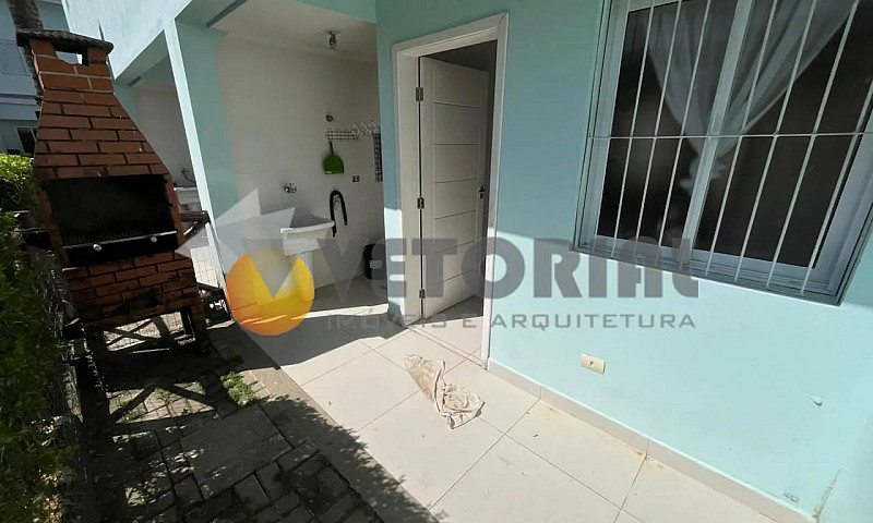Sobrado Com 2 Dormit...