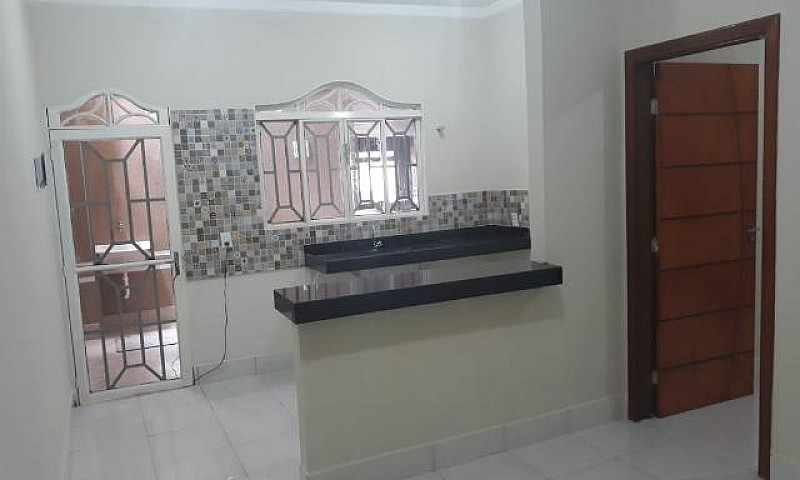 Aluga-Se Apartamento...