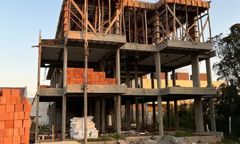 Apartamento Térreo C...