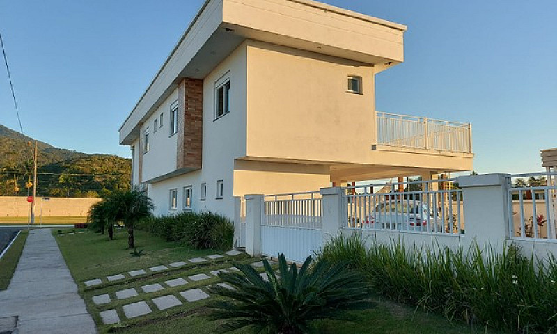 Casa Mobiliada No Co...