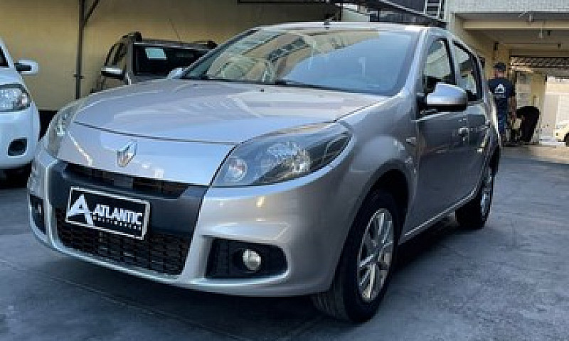 Renault Sandero ...