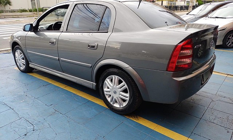 Chevrolet Astra Seda...
