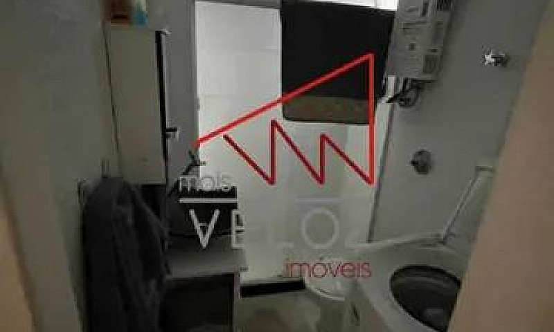 Apartamento-À Venda-...