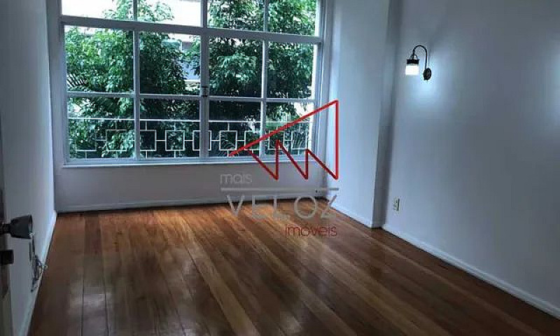 Apartamento-À Venda-...