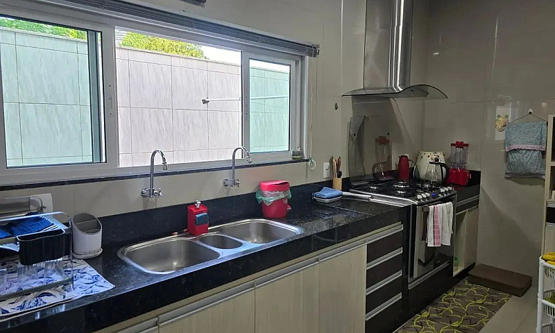 Casa No Condomínio V...