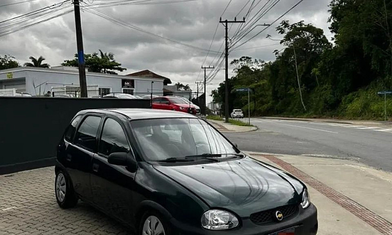 Chevrolet Corsa Wind...