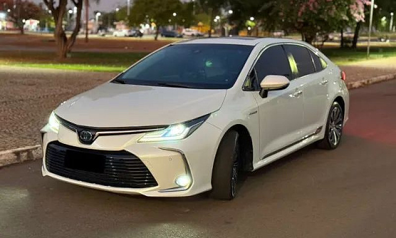 Toyota Corolla Altis...