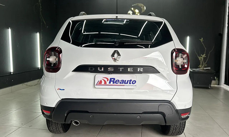 Renault Duster Iconi...