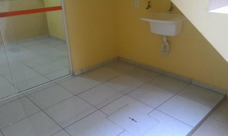 Aluga-Se Casa No Tat...