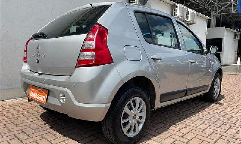 Renault Sandero 1.0 ...