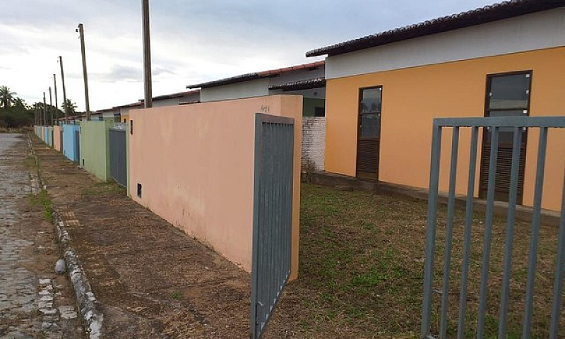 Ótimas Casas Em Maca...