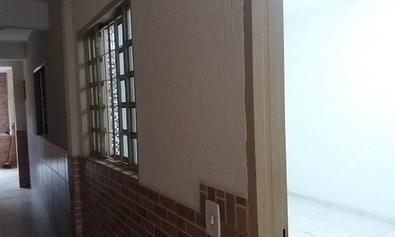 Prédio Com 2 Apartam...