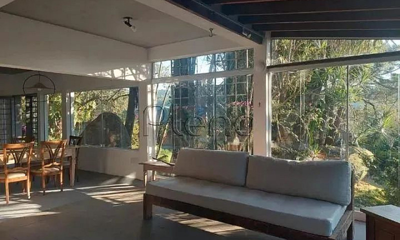 Casa À Venda Com 3 Q...