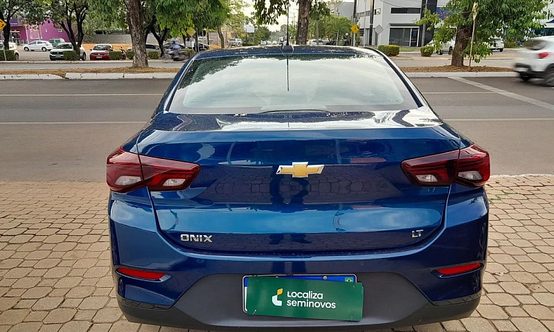 Chevrolet Onix Plus ...