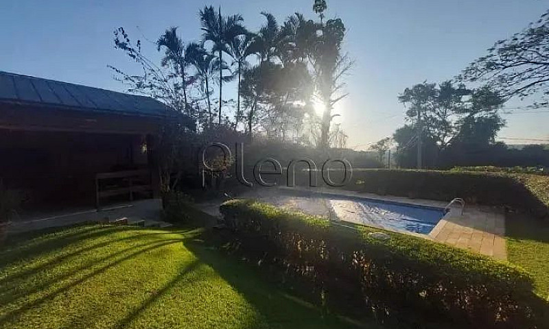Casa À Venda Com 3 Q...