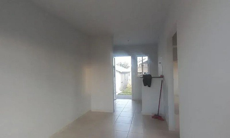 Casa Com 2 Dormitóri...