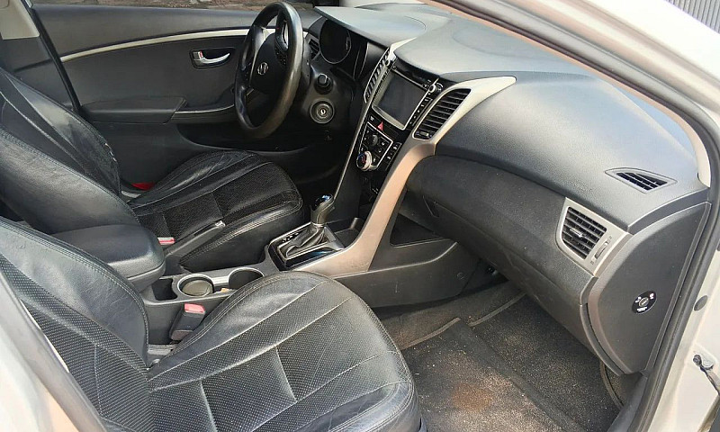 Hyundai I30 1.6 16V ...