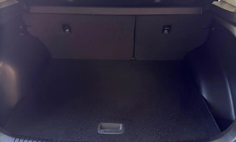 Hyundai Creta Action...