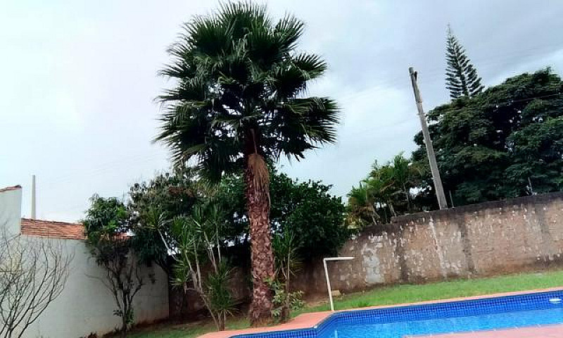 Alugo Casa No Jockey...